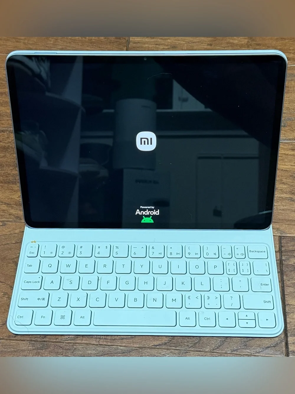 N/A sleek tablet